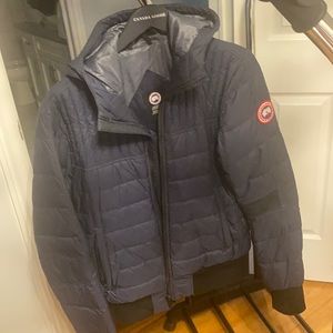 Canada goose jacket size small